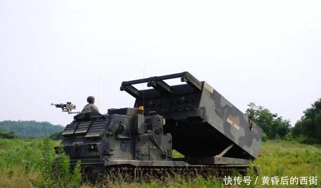 坦克怎么打爆 t018a83796f522f12b9.jpg