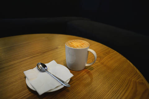 散户为什么在股市里不挣钱?