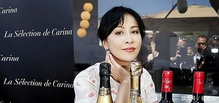 女星的酒量热巴一杯倒,赵丽颖酒量惊人,而她连