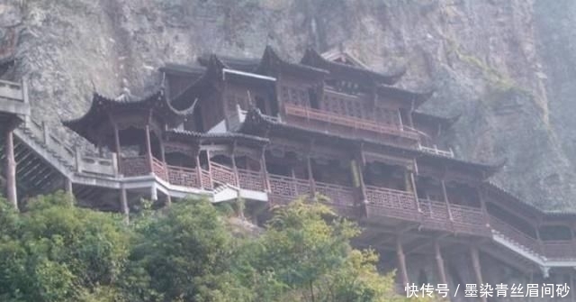 浙江最冷门景点,其中有一半悬空成为悬空寺,你