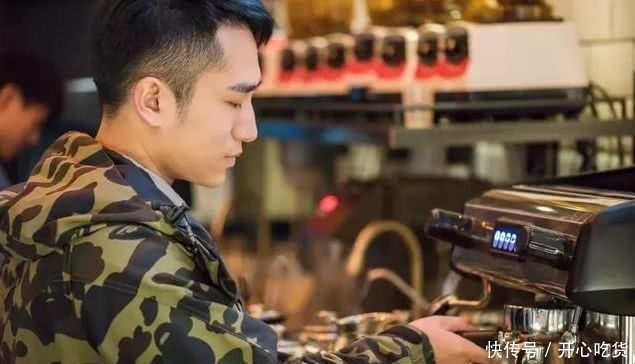 你那么时尚,为什么也喝喜茶? 白金会现场娱乐