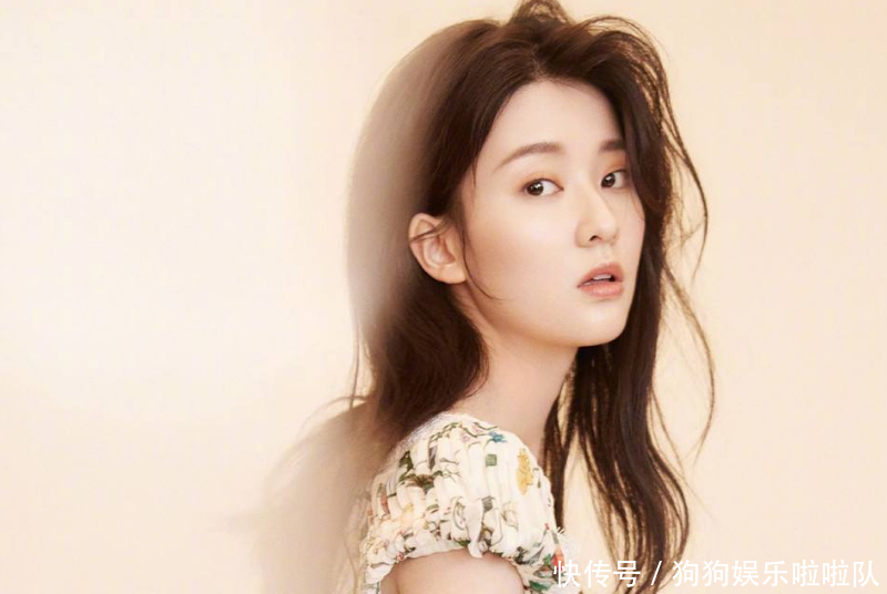 《在劫难逃》官宣阵容,鹿晗戴棒球帽演杀手,乔