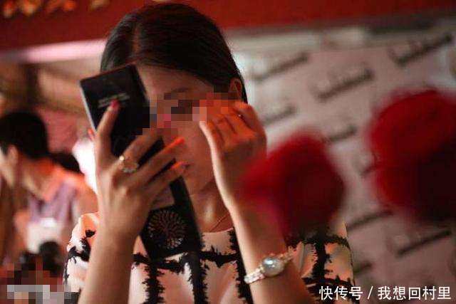 离异女子花67万找对象,相亲45次无一成功,提出这一要求太难满足