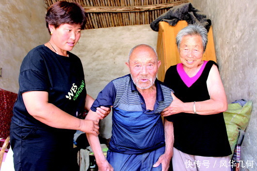 八旬老人尽孝百岁叔公菏泽退休教师照顾叔公已30年 千亿国际娱乐网