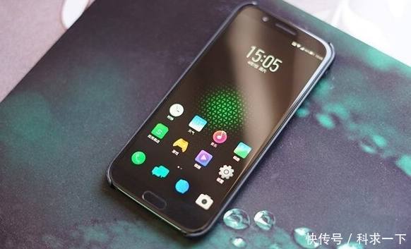小米黑鲨手机别急着买,另一款高颜值游戏手机