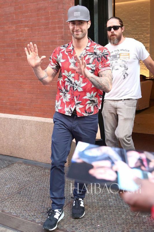 求欧美男歌手现场歌曲,现弹也好_360问答