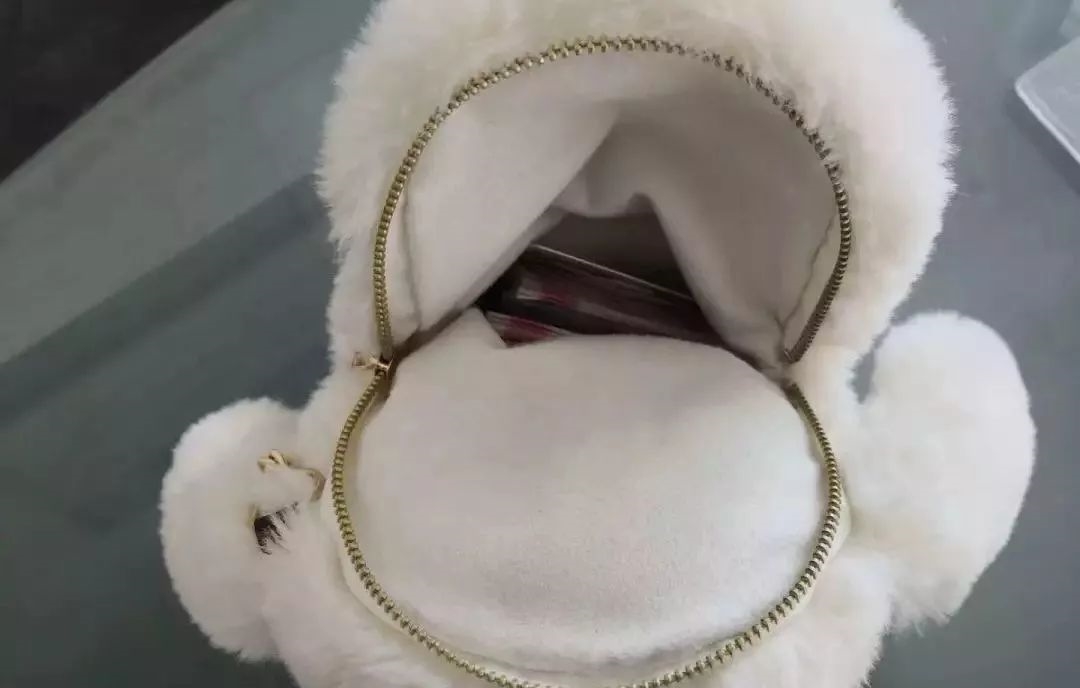 凡人善举!泗阳一女孩丢失7000元看病钱,村民捡