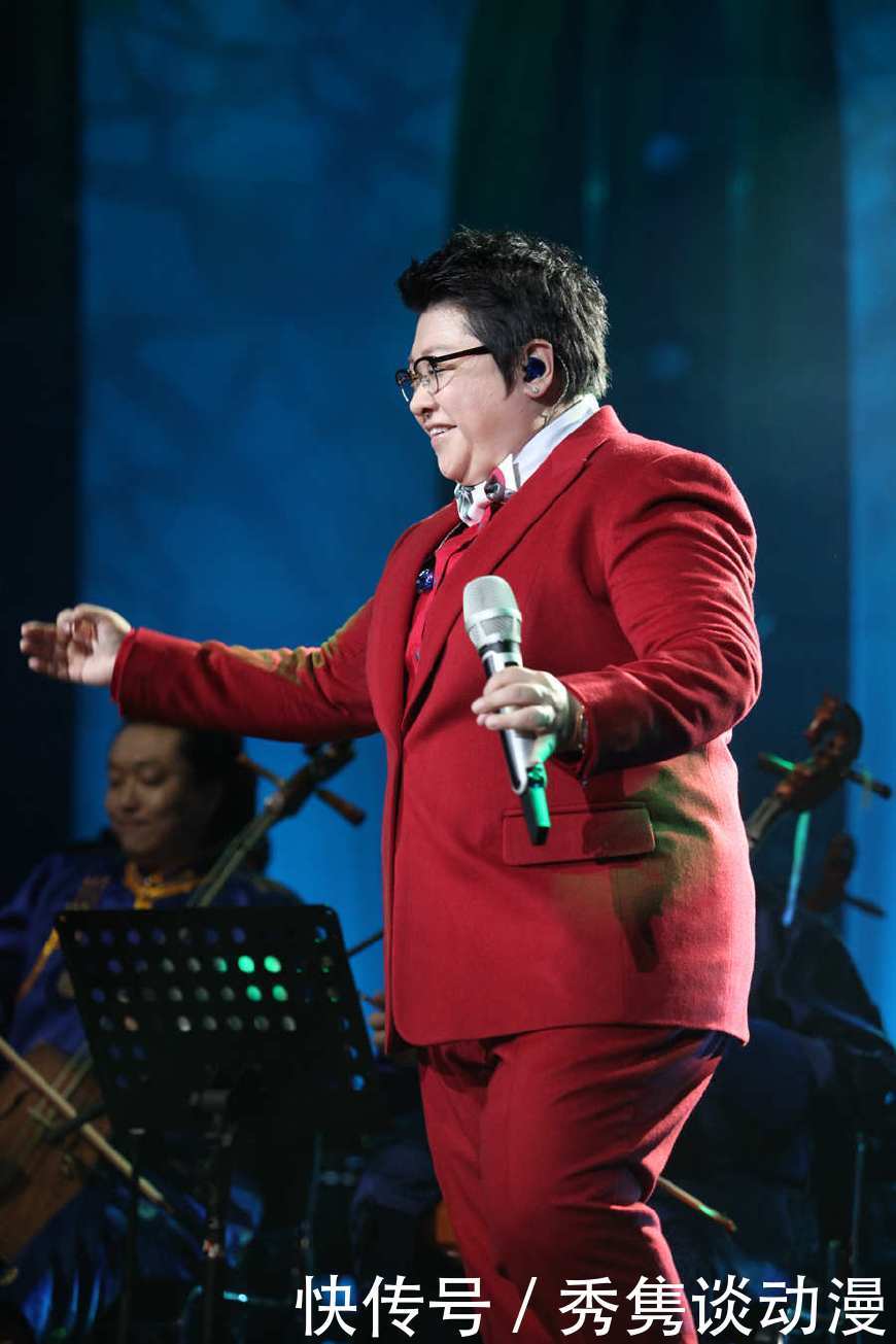 给那英毛阿敏下跪,让鲁豫闭嘴,49岁的她却几乎