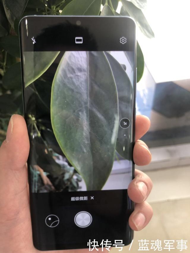 华为p30pro真机上手体验,能打电话的数码相机