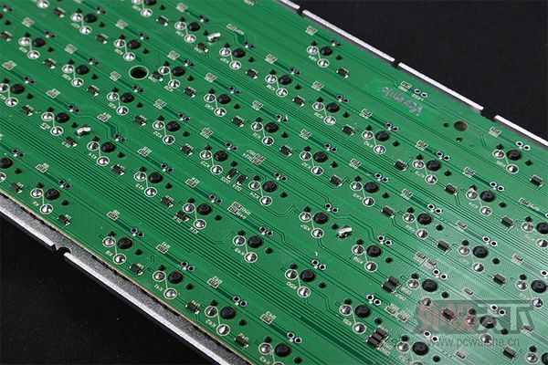 阿米洛机械键盘是三脚轴还是五脚轴_360问答