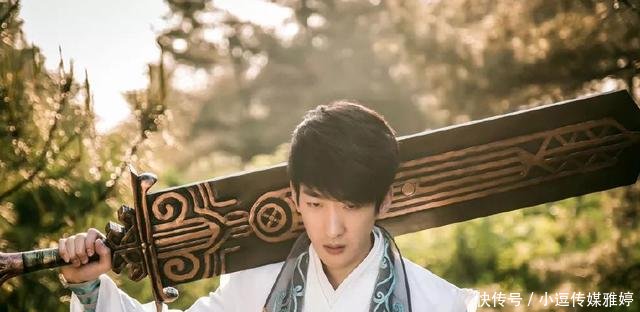 已弃追《斗破苍穹》这部穿越修仙影片已经上映