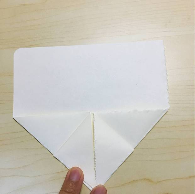 手工用信纸或A4纸大小折成心型