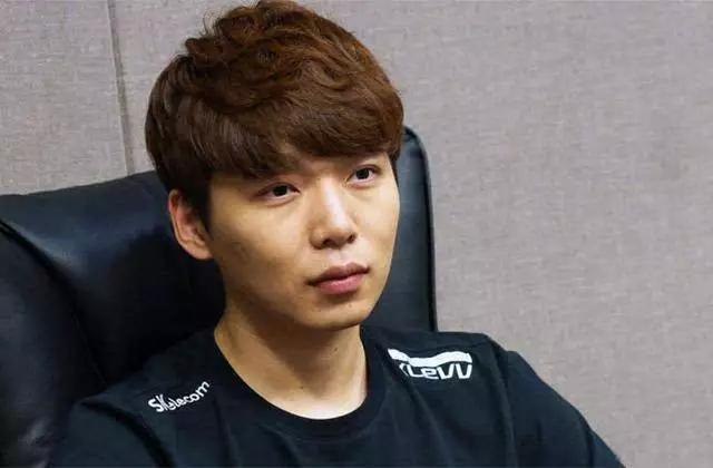 当今LCK四大顶尖上单,如果S8是输出型上单版