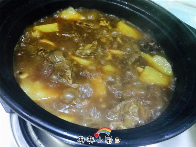 把牛肉这样做,大人小孩都喜欢吃,大年做一盘,最先被光盘