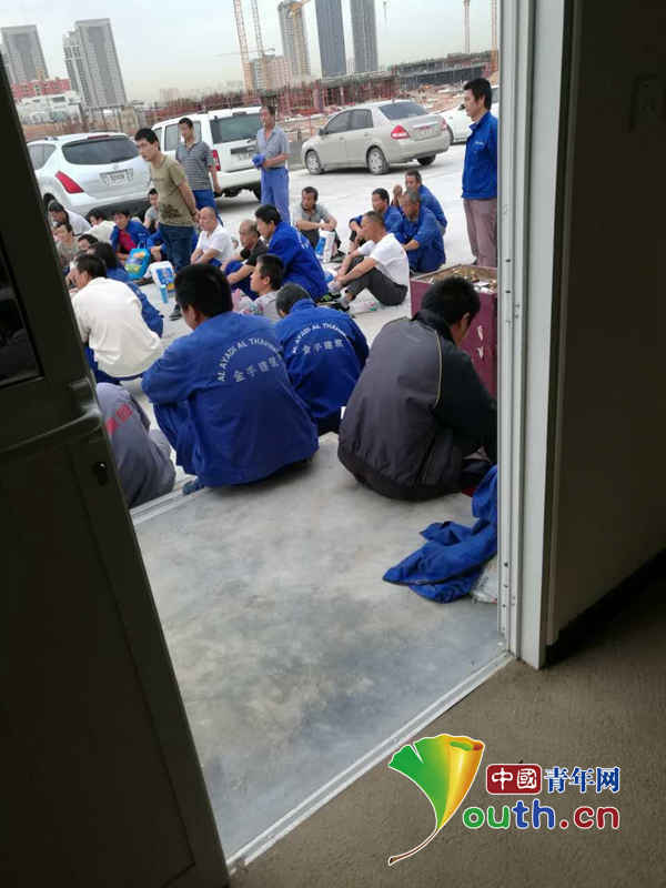 42名中国劳工被困迪拜:有了菜米面油 执意滞留