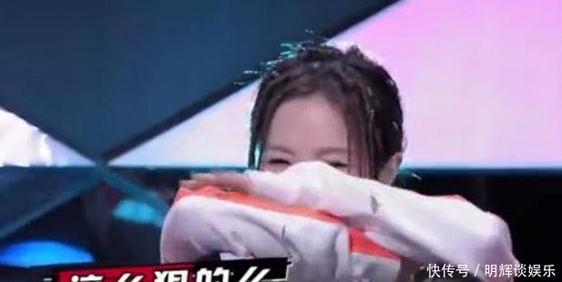 选手在邓紫棋面前唱林宥嘉的歌,气氛瞬间尴尬