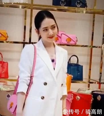 上天亲吻了她的脸!却给了郭碧婷一双粗腿!这尺寸…… mg电子游戏娱乐官网