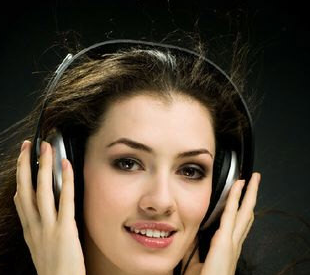 煲耳机用什么音乐好_360问答