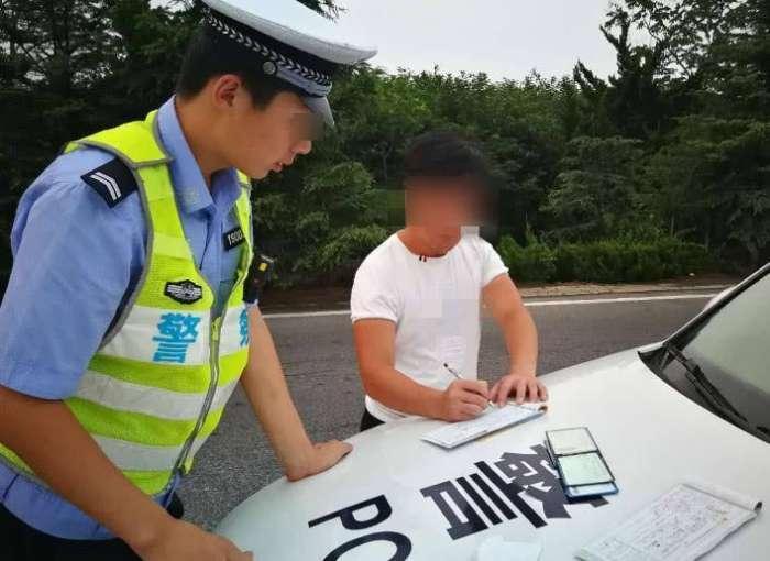 终身免检驾照终于来了!满足这些条件就能换