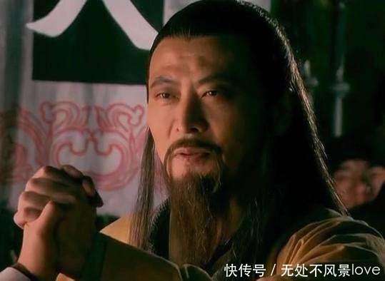射雕中,有一厉害高手,吓蒙裘千仞,秒杀欧阳锋,是郭靖的大伯!