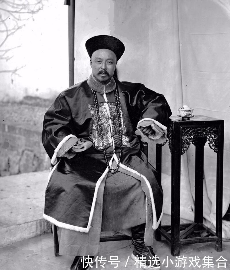 国家机关公务员