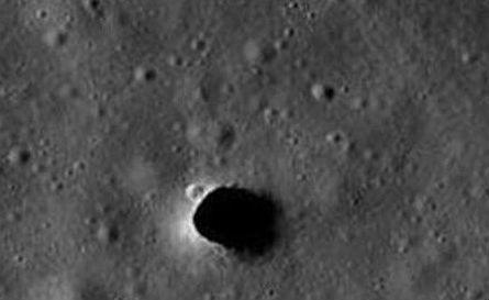 NASA直播时惊现不明物体!马上终止直播,是否在刻意隐瞒什么?