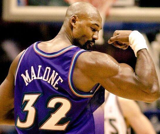 卡尔马龙总得分位列第几?_360问答