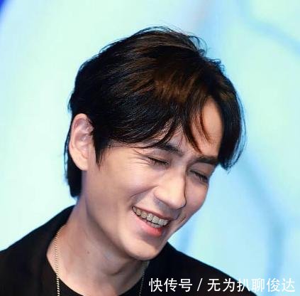 视觉中国堪称显微镜! 朱一龙的牙渍成排, 网友