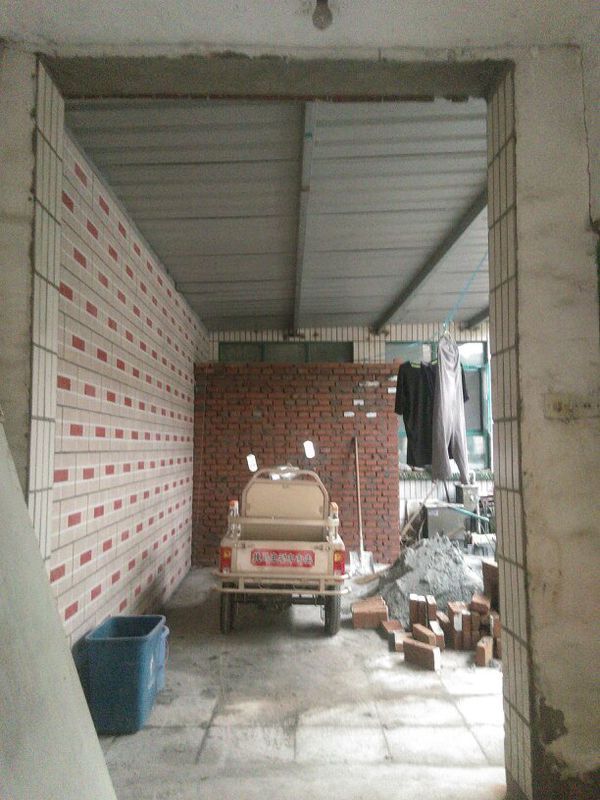 请教风水 有图 1是不是白虎探头? 封的阳台从正