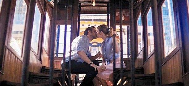 《爱乐之城》:现实再残酷,我们还有音乐舞蹈