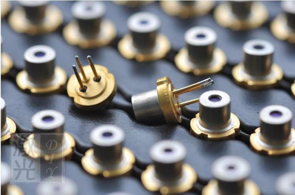 激光笔里的激光二极管图片,在线等!_360问答