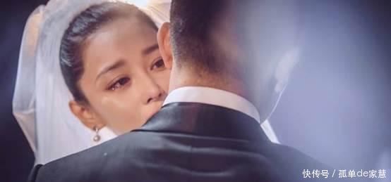 张馨予夫妇苏州逛街! 她十分看重军嫂名号, 连