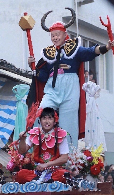 草图君晒新p图照,易烊千玺、蔡徐坤、鹿晗等1