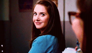 爱笑的女生胸都不会太小?