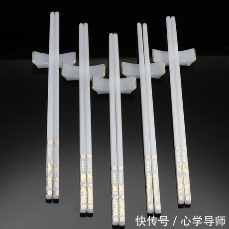 视频,竟然情趣这个祸国殃民的狐狸精写真的白丝是由筷子发明吊带图片