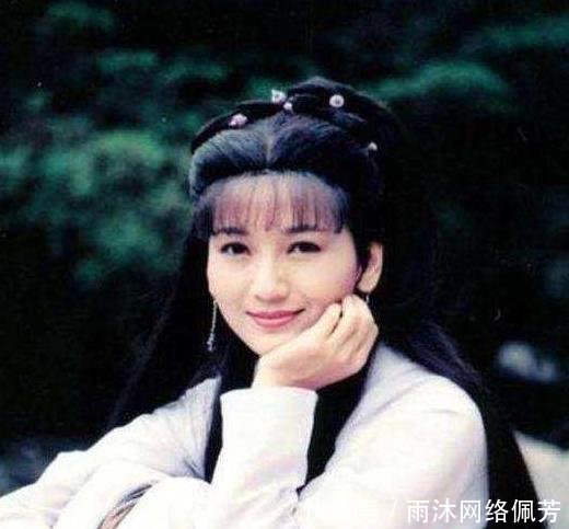 看了赵雅芝年轻时的照片,再看看刘晓庆年轻时