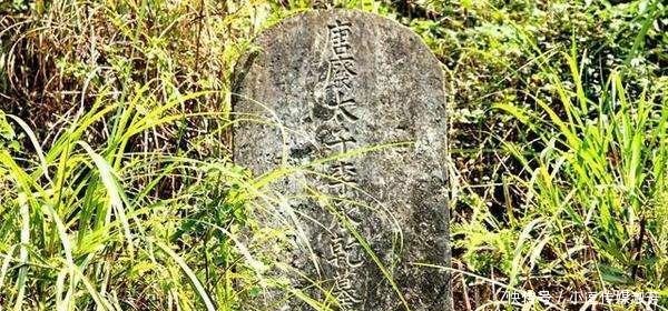 1972年, 李承乾墓被发现, 但却被盗了, 专家猜测