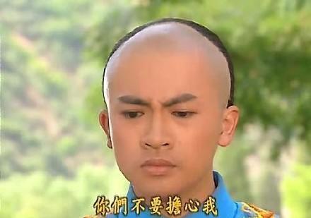 重温《还珠格格》才发现,令妃才是真正心机girl,段位好高!