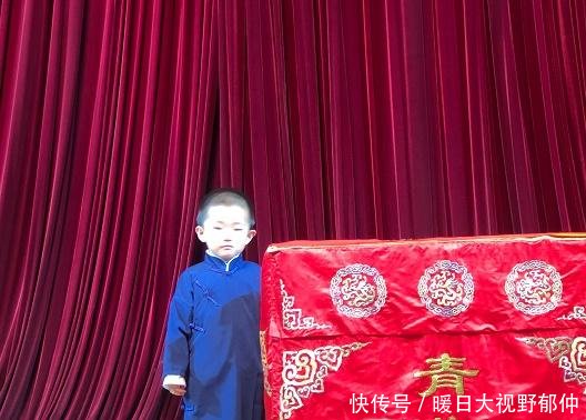 苗阜2019全国巡演开始,晒出商演照,钢丝们直接