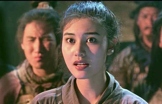 巅峰颜值时的李嘉欣关之琳,谁才配得上香港第