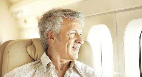 俗语五十不交钱,六十不交言,接下来的句子更是