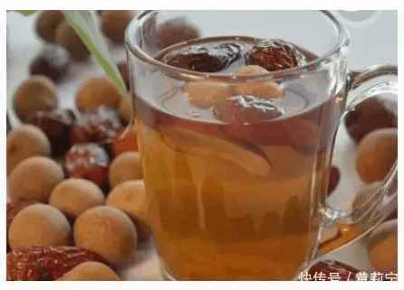 经常吃的红枣桂圆枸杞居然可以混在一起泡酒