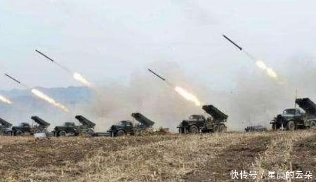 战争警报拉响!乌克兰上空火光冲天,数枚导弹在