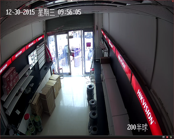 谁那种安在教室后面的半圆形监控摄像头拍摄出