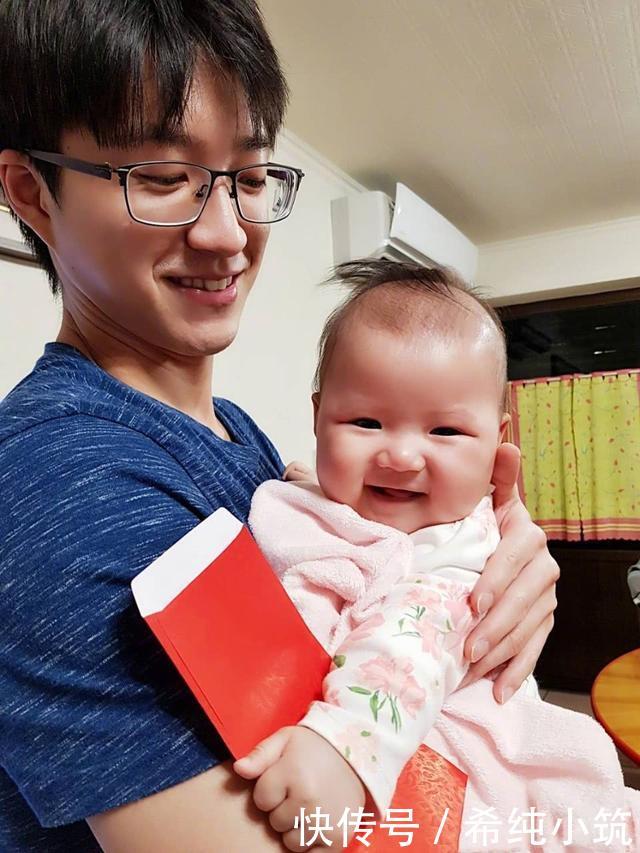 江宏杰晒女儿萌照,小公主眼睛圆丢丢的超可爱