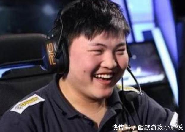 LOL:UZI坦言自己的成名英雄皮肤遭抢走,玩家寄