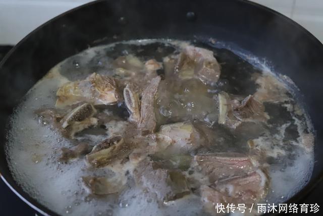 一对一个小孩子