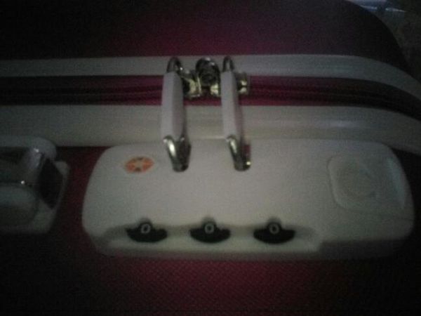 箱子密码锁忘记密码怎么办三位的_360问答