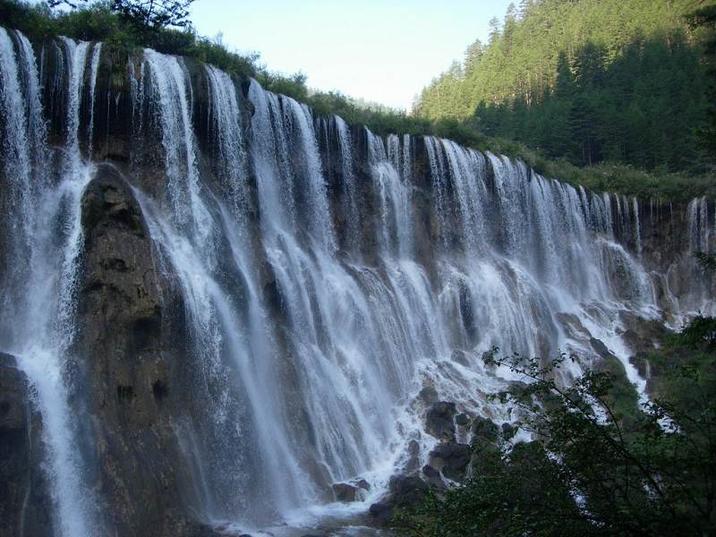 九寨沟诺日朗瀑布