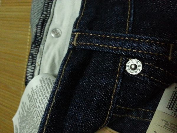 美国代购的LEVIS 牛仔裤真假求鉴定_360问答